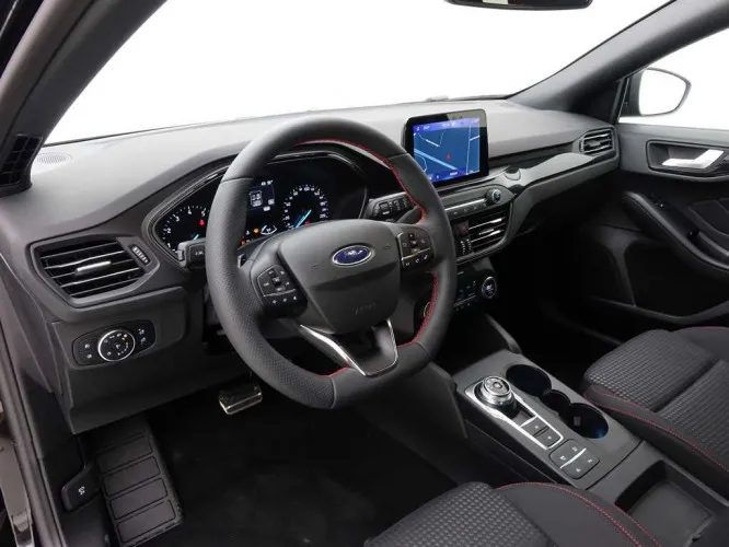 Ford Focus 1.5 150 A8 EcoBoost Clipper ST-Line + GPS + Camer Image 8