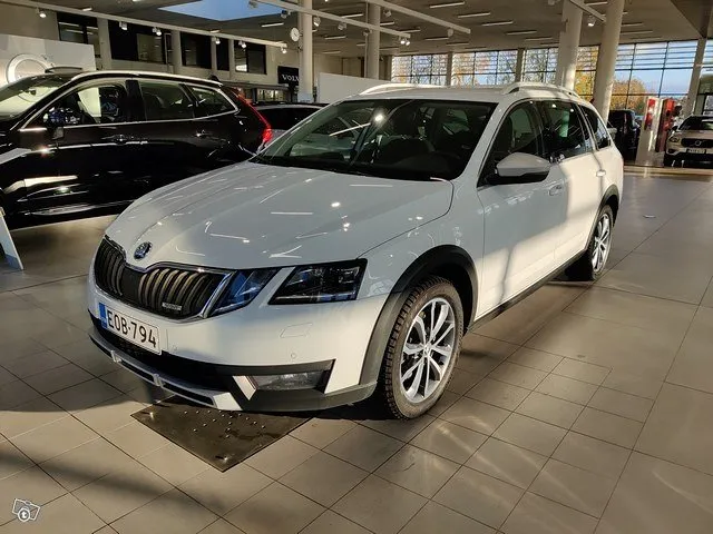 Skoda Octavia Combi 2,0 TDI 184 4x4 Scout DSG Autom. Image 1