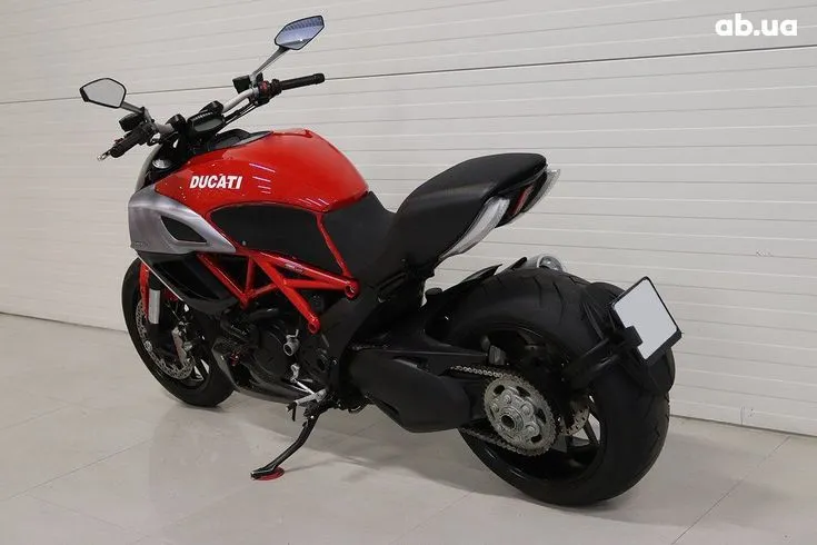 Ducati Diavel Image 4